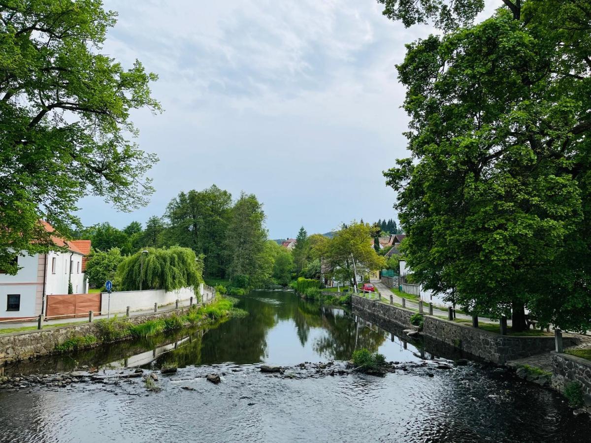 Apartman U Slunecnice Husinetz Buitenkant foto