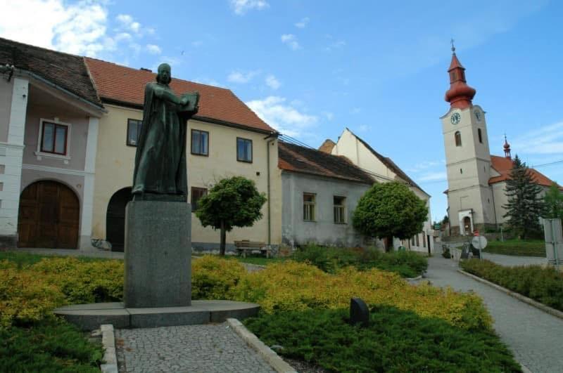 Apartman U Slunecnice Husinetz Buitenkant foto